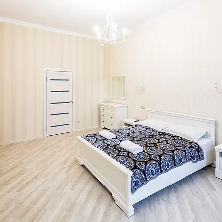Leogrand Vip On Udatnogo 4 * Lviv